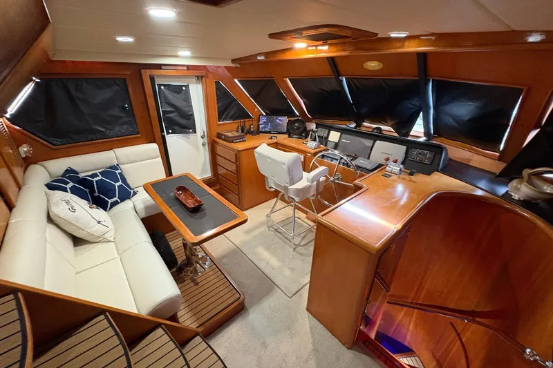 Slide: The Image of Symbol 50 Pilothouse 2003 - 7770798