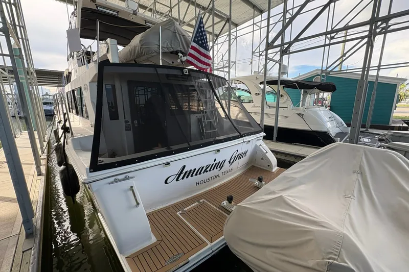 Slide: The Image of Symbol 50 Pilothouse 2003 - 7770709