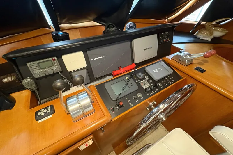 Slide: The Image of Symbol 50 Pilothouse 2003 - 7853541