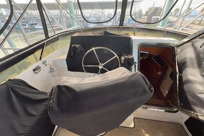 Slide: The Image of Symbol 50 Pilothouse 2003 - 7770830