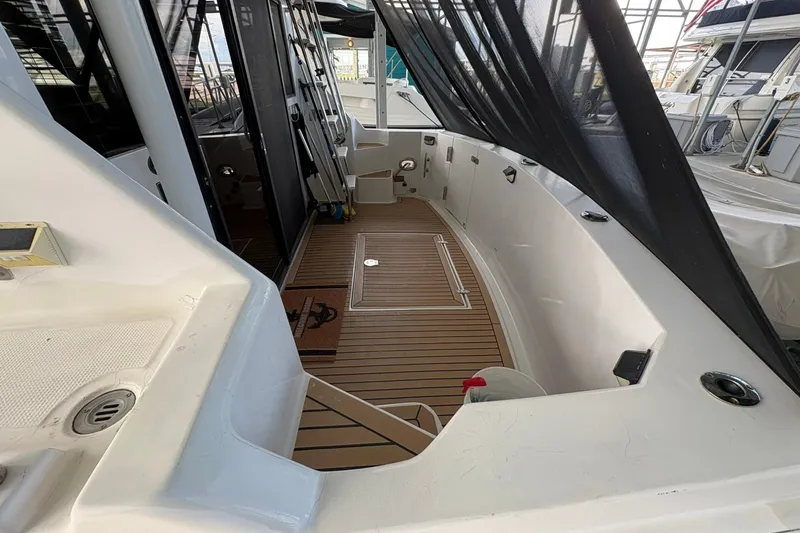 Slide: The Image of Symbol 50 Pilothouse 2003 - 7770720