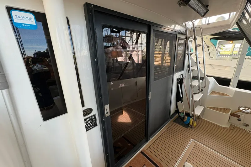 Slide: The Image of Symbol 50 Pilothouse 2003 - 7770724