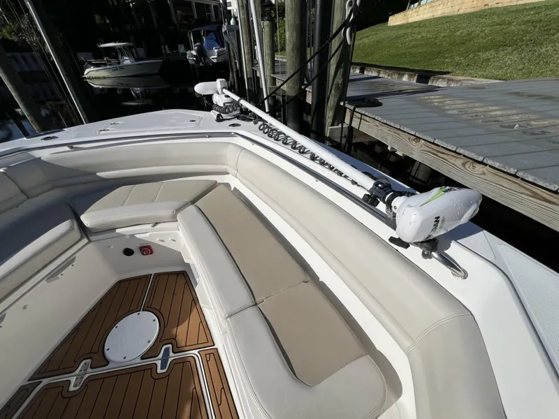 Slide: The Image of Boston Whaler 380 Outrage 2017 - 7851613