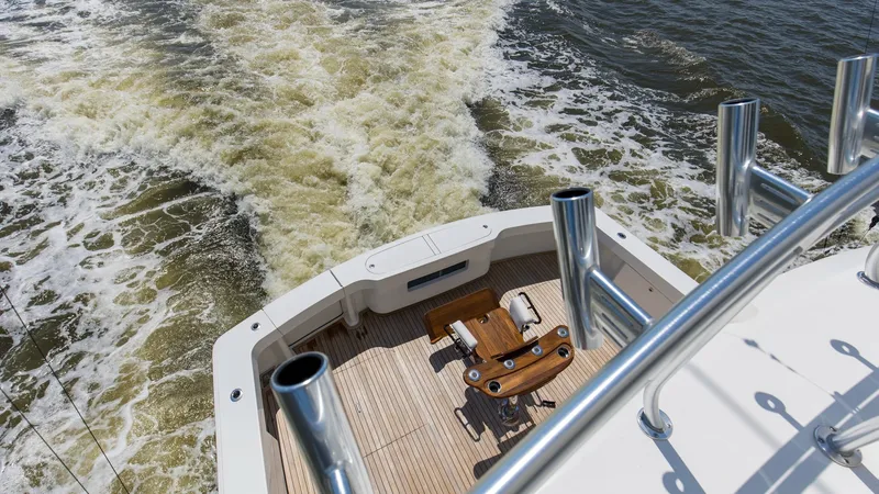 Slide: The Image of 2007 64 Viking Enclosed Bridge Reel Blues Bridge Deck View - 7795338