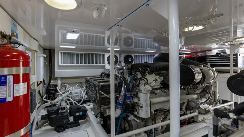 Slide: The Image of 2007 64 Viking Enclosed Bridge Reel Blues Engine Room (14) - 7795366