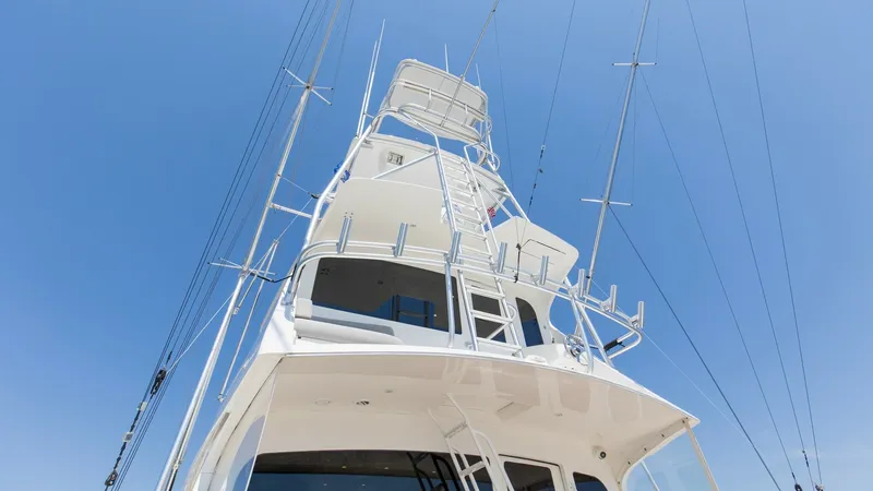 Slide: The Image of 2007 64 Viking Enclosed Bridge Reel Blues Tower - 7795347