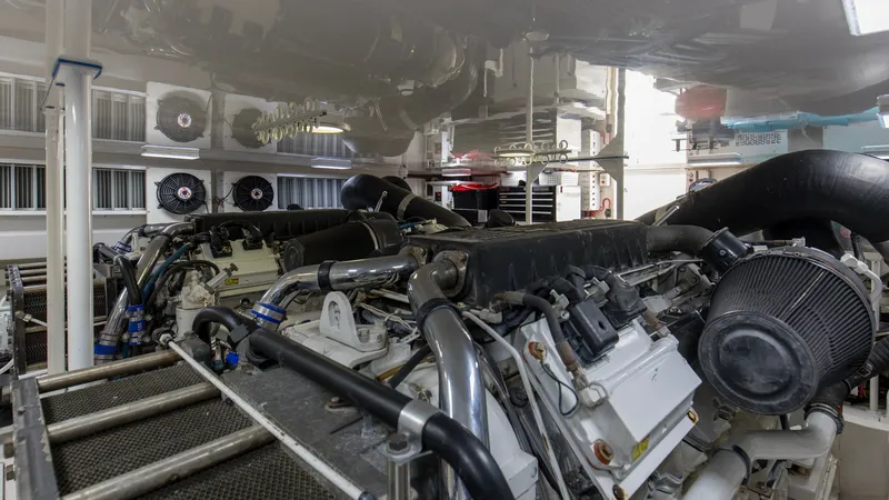 Slide: The Image of 2007 64 Viking Enclosed Bridge Reel Blues Engine Room (15) - 7795367