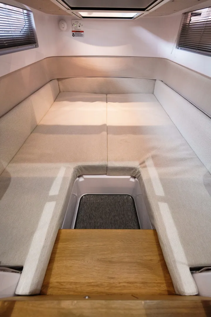 Slide: The Image of Axopar 37 XC Cross Cabin 2025 - 7809549