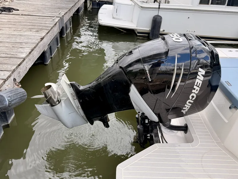 Slide: The Image of Axopar 28 XC CROSS CABIN 2018 - 7809581