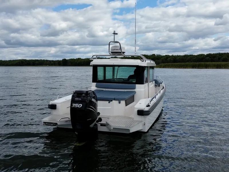Slide: The Image of Axopar 28 XC CROSS CABIN 2018 - 7809563