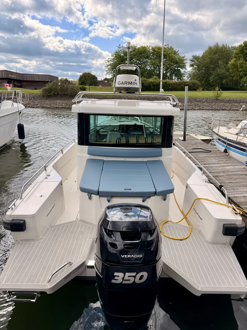 Slide: The Image of Axopar 28 XC CROSS CABIN 2018 - 7809573
