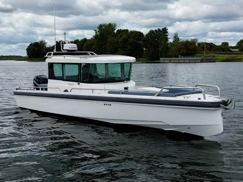 Slide: The Image of Axopar 28 XC CROSS CABIN 2018 - 7809557