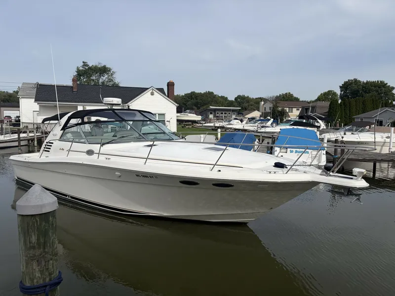 The Image of Sea Ray 37 1999 - 7809556