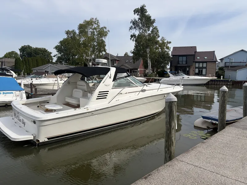 Slide: The Image of Sea Ray 37 1999 - 7812018