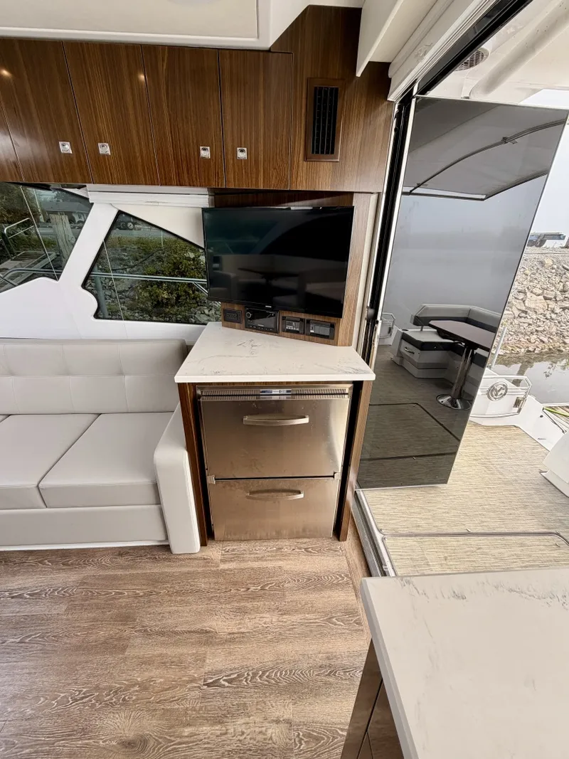 Slide: The Image of Cruisers 50 Cantius 2023 - 7812098