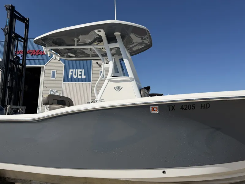 Slide: The Image of Tidewater 232 CC Adventure 2019 - 7816813