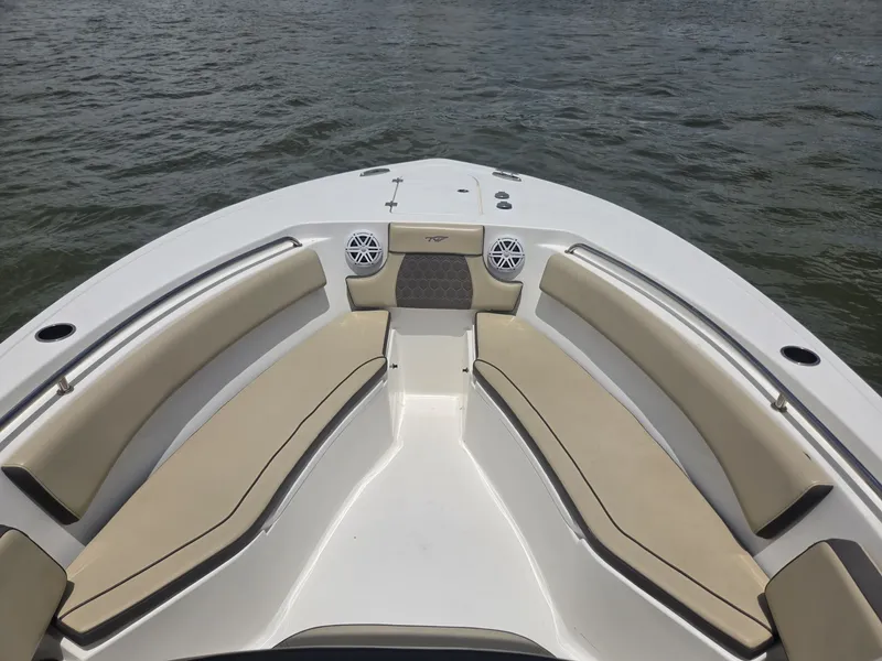 Slide: The Image of Tidewater 232 CC Adventure 2019 - 7817226