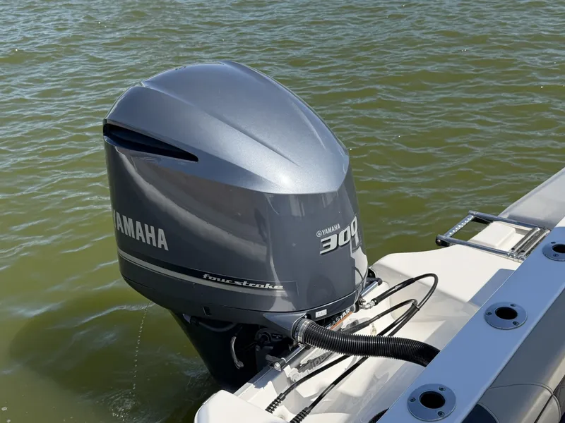 Slide: The Image of Tidewater 232 CC Adventure 2019 - 7816799