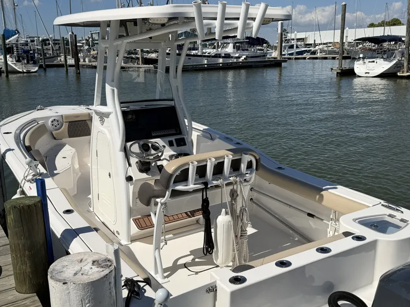 Slide: The Image of Tidewater 232 CC Adventure 2019 - 7816803