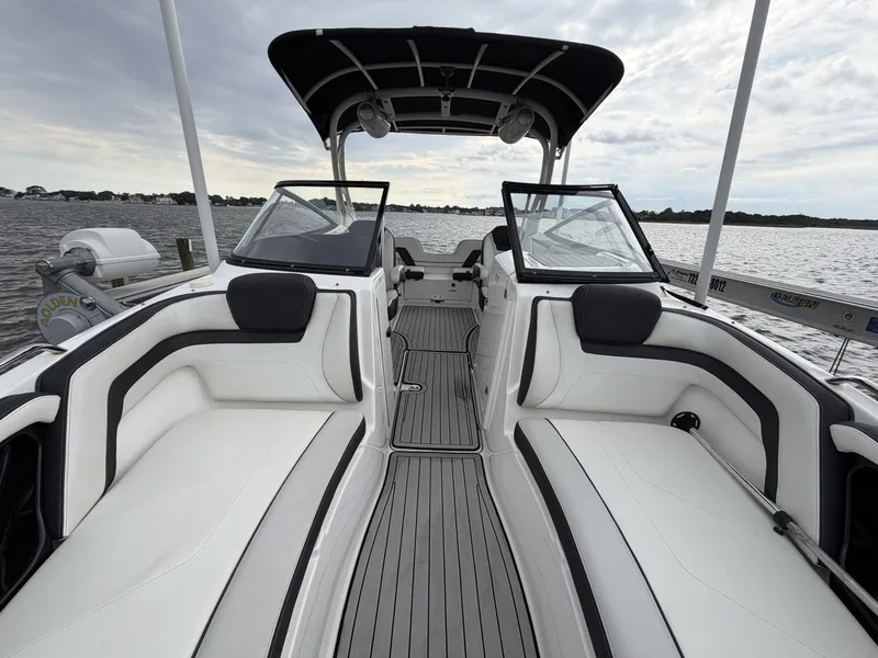 Slide: The Image of Yamaha 242 Limited S E-Series 2020 - 7816614