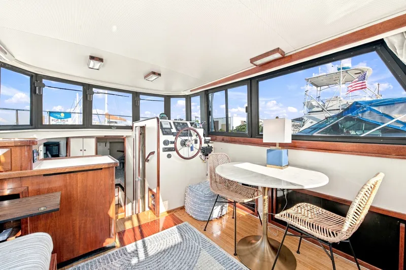 Slide: The Image of salon dinette - 7959758