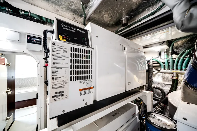 Slide: The Image of Sunseeker 76 Flybridge 2019 - 7927203