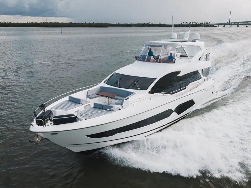 Slide: The Image of Sunseeker 76 Flybridge 2019 - 7927212