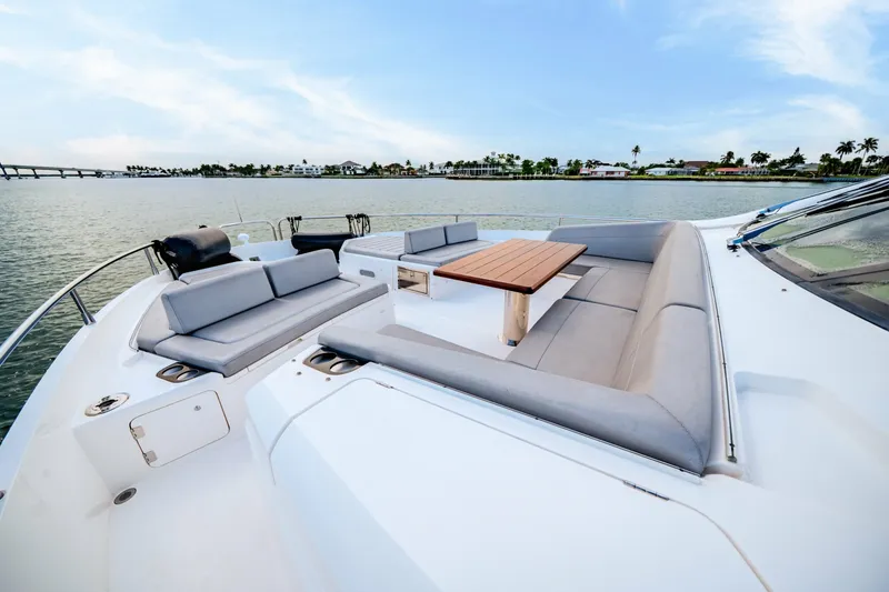 Slide: The Image of Sunseeker 76 Flybridge 2019 - 7927197