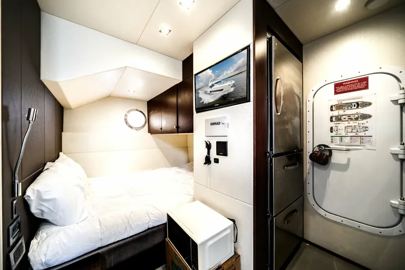 Slide: The Image of Sunseeker 76 Flybridge 2019 - 7927178