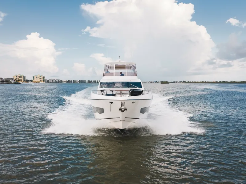 Slide: The Image of Sunseeker 76 Flybridge 2019 - 7927211