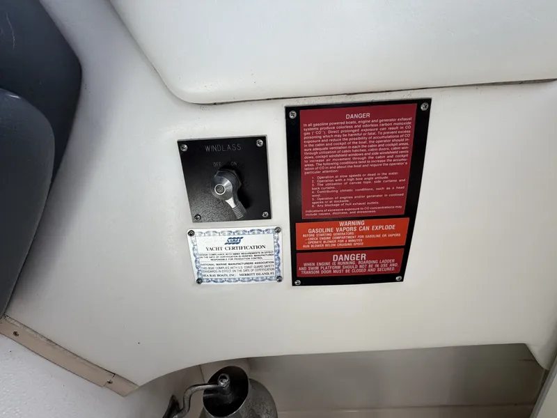 Slide: The Image of Sea Ray 370 Express Cruiser 1993 - 7817473