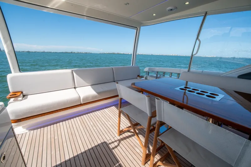 Slide: The Image of Riviera 6800 Sport Yacht Platinum Edition 2025 - 7818270