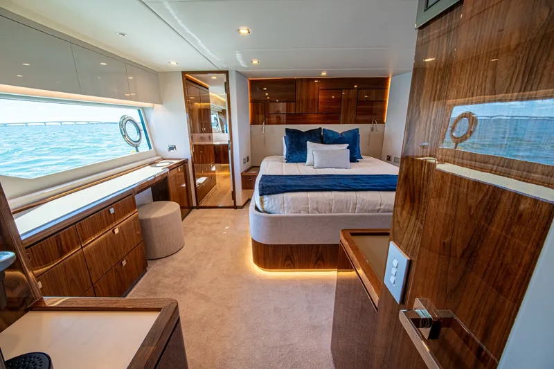 Slide: The Image of Riviera 6800 Sport Yacht Platinum Edition 2025 - 7818300