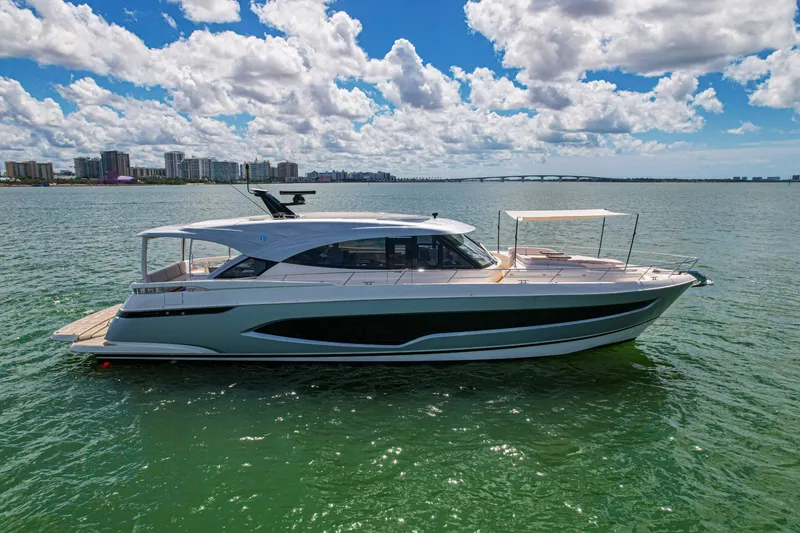 Slide: The Image of Riviera 6800 Sport Yacht Platinum Edition 2025 - 7818245