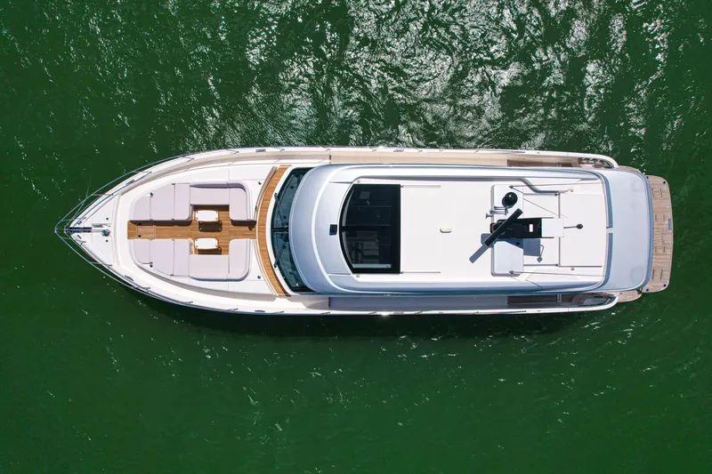 Slide: The Image of Riviera 6800 Sport Yacht Platinum Edition 2025 - 7818264