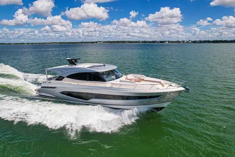 Slide: The Image of Riviera 6800 Sport Yacht Platinum Edition 2025 - 7818224