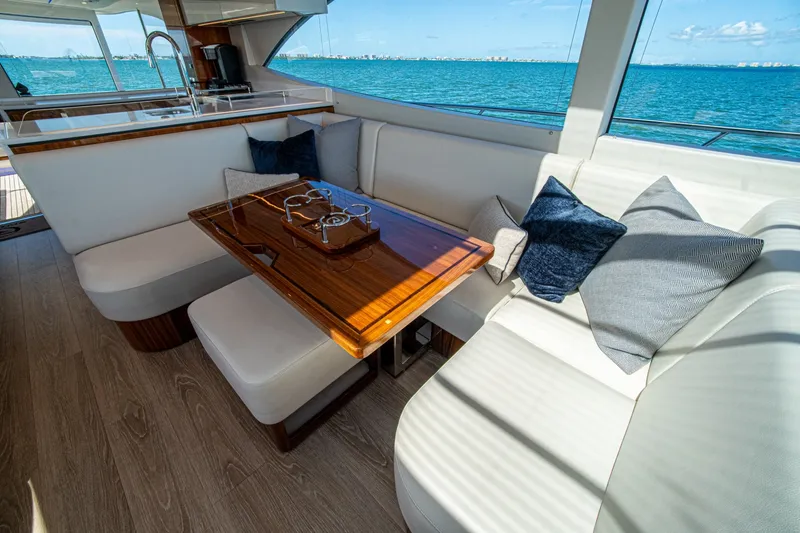 Slide: The Image of Riviera 6800 Sport Yacht Platinum Edition 2025 - 7818293