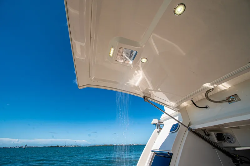 Slide: The Image of Riviera 6800 Sport Yacht Platinum Edition 2025 - 7818267