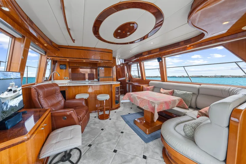 Slide: The Image of Hampton 558 Pilothouse 2005 - 7818021