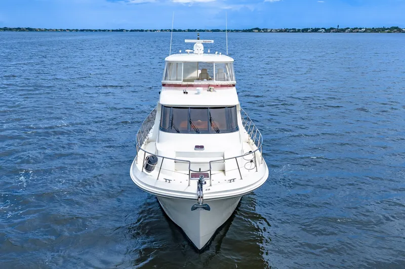 Slide: The Image of Hampton 558 Pilothouse 2005 - 7817929
