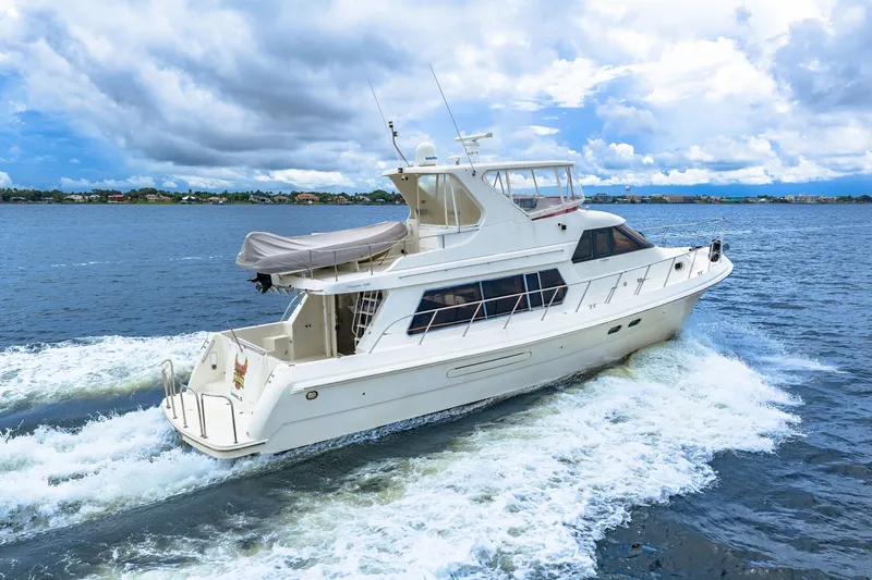 Slide: The Image of Hampton 558 Pilothouse 2005 - 7817938