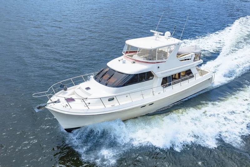 Slide: The Image of Hampton 558 Pilothouse 2005 - 7817934