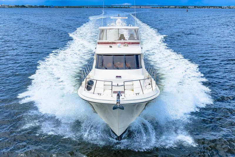 Slide: The Image of Hampton 558 Pilothouse 2005 - 7817935