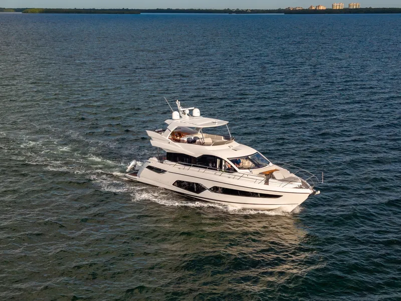 Slide: The Image of Sunseeker Manhattan 68 2022 - 7927323