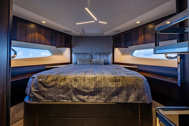 Slide: The Image of Sunseeker Manhattan 68 2022 - 7927279