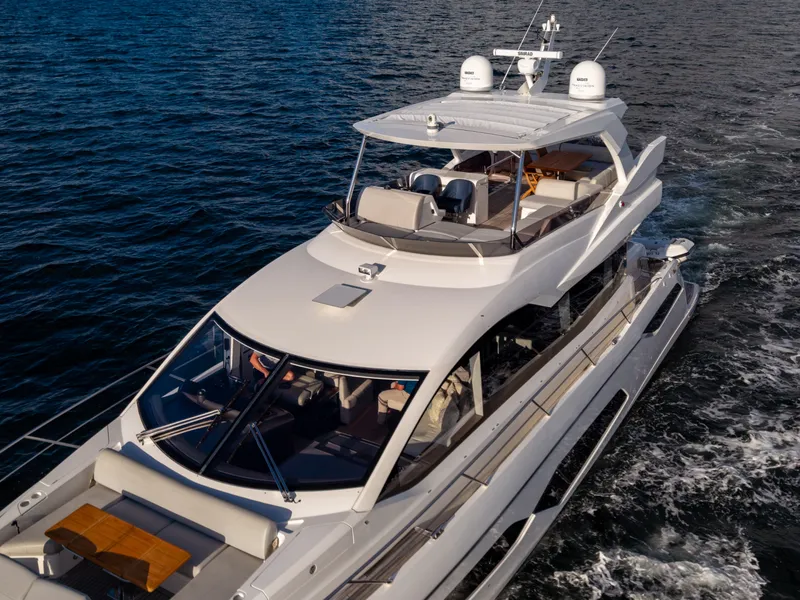 Slide: The Image of Sunseeker Manhattan 68 2022 - 7927335