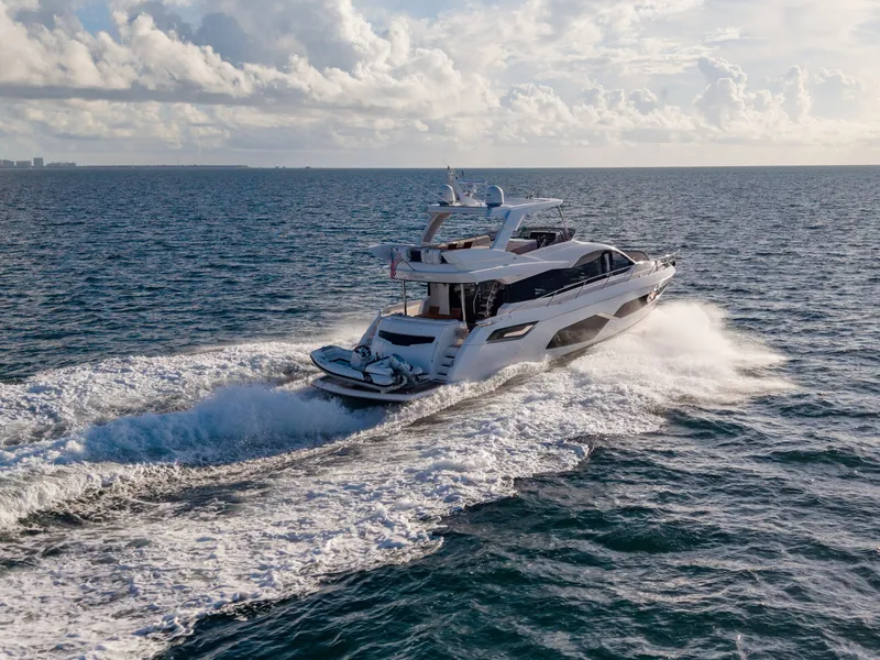 Slide: The Image of Sunseeker Manhattan 68 2022 - 7927346