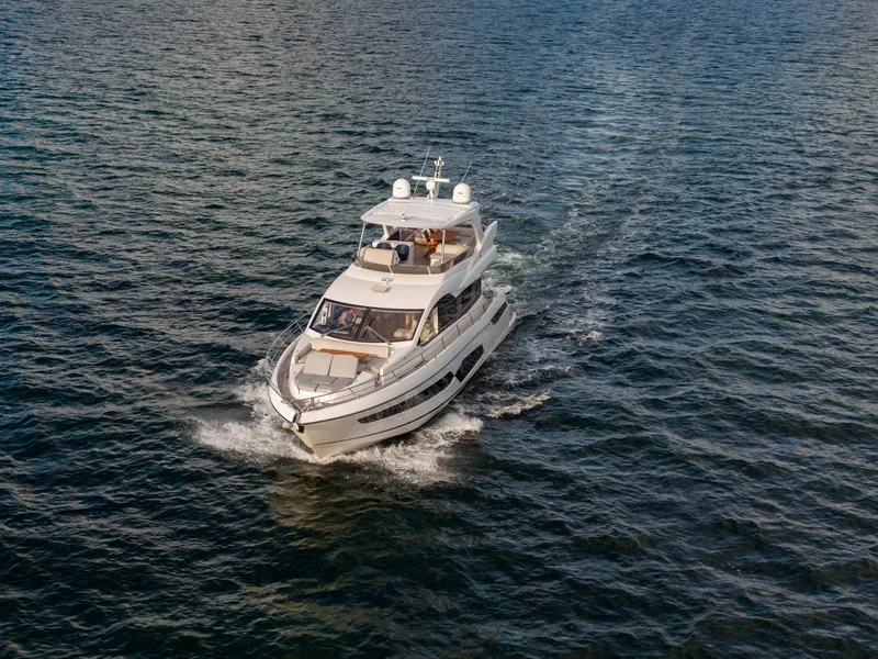 Slide: The Image of Sunseeker Manhattan 68 2022 - 7927321