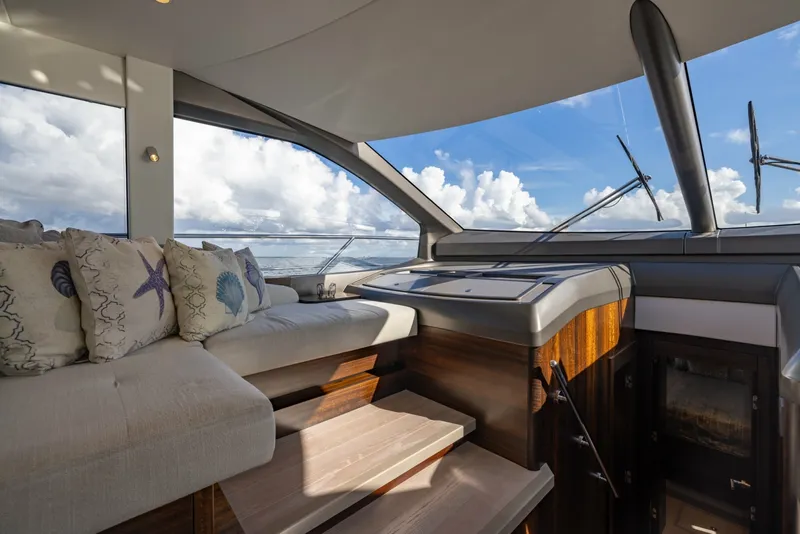 Slide: The Image of Sunseeker Manhattan 68 2022 - 7927253