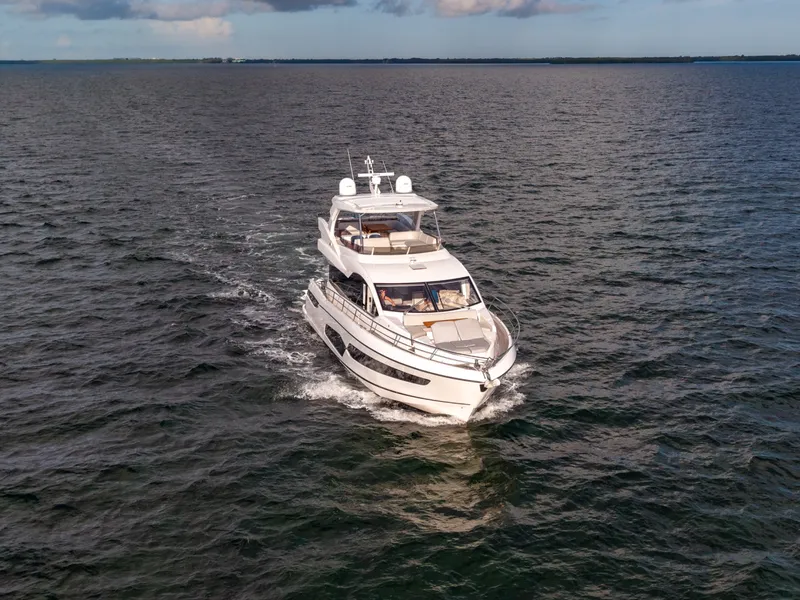 Slide: The Image of Sunseeker Manhattan 68 2022 - 7927329